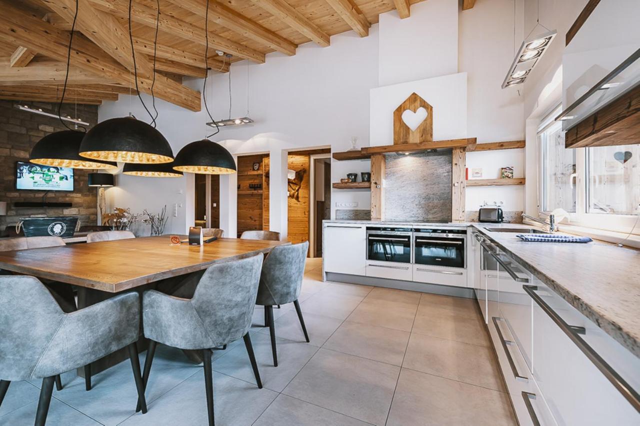 Avenida Mountain Lodges كابرون المظهر الخارجي الصورة