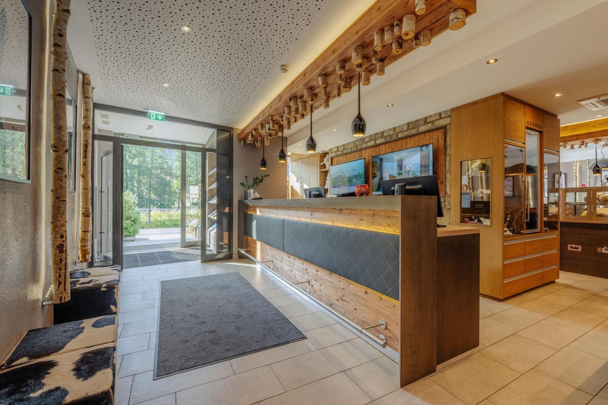 Avenida Mountain Lodges كابرون المظهر الخارجي الصورة